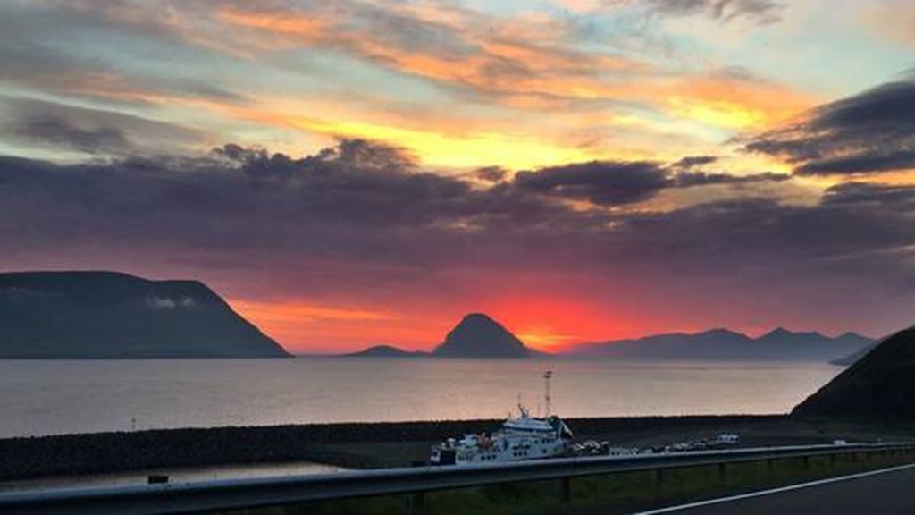 Útoyggjastuðulin hækkaður 300.000 krónur