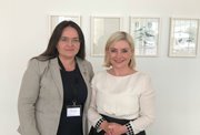 Væl eydnaður fundur millum landsstýriskvinnuna í útbúgvingar- og granskingarmálum og íslendska mentamálaráðharran