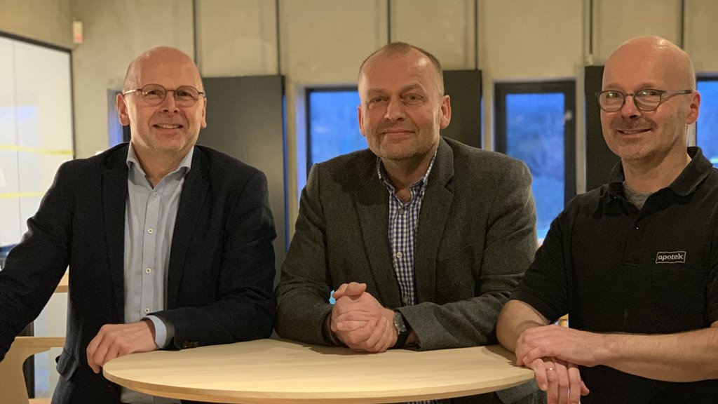 Kaj Leo Holm Johannesen hevur vitjað á Apoteksverkinum