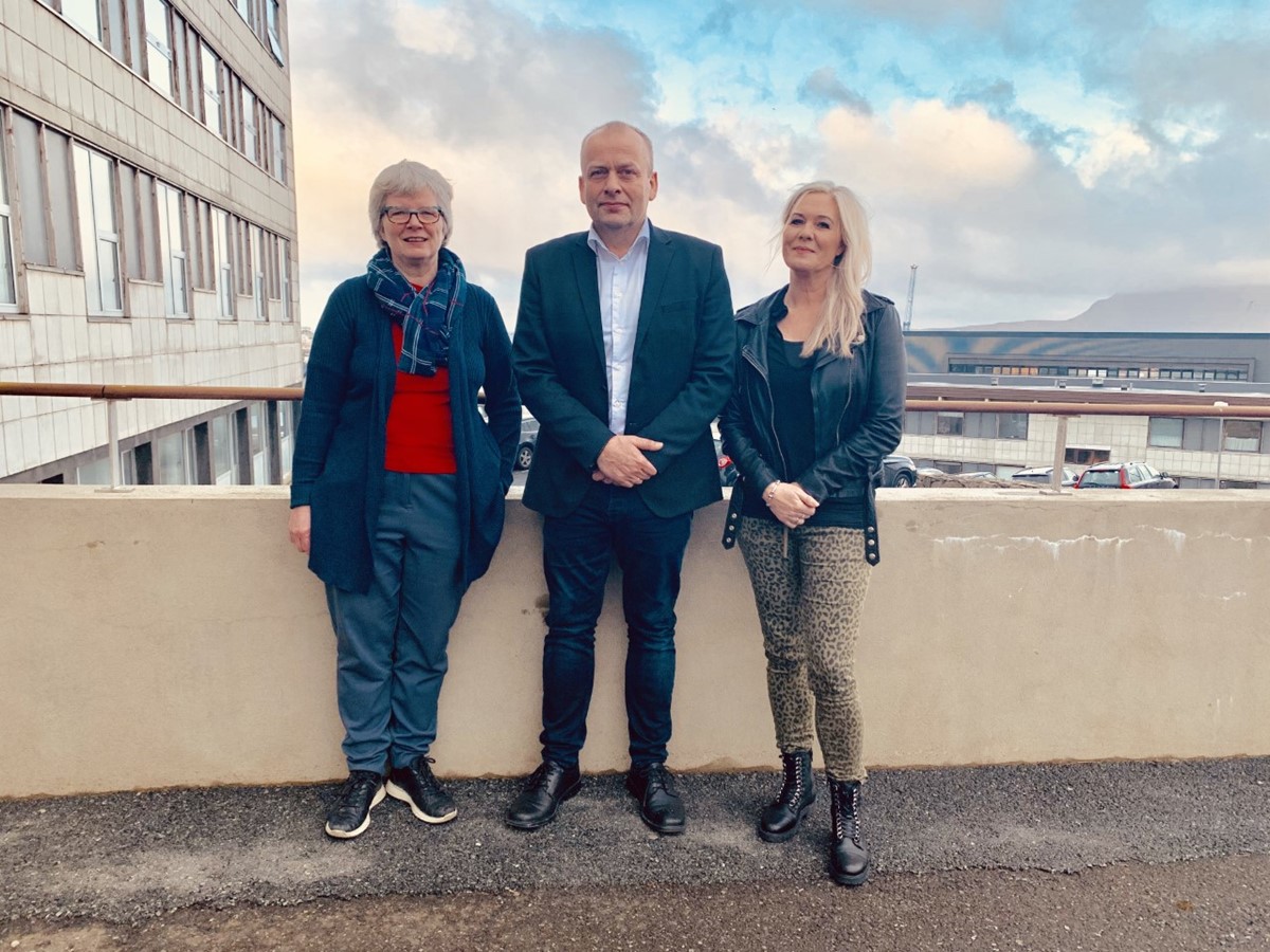 Kaj Leo Holm Johannesen á fundi við Alzheimerfelagið Heilsumálaráðið