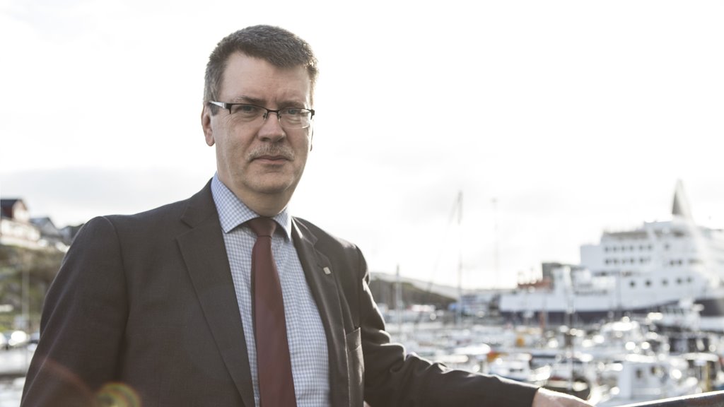 Skulu rinda minni inn í ALS
