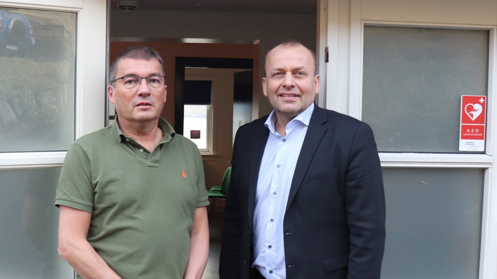 Kaj Leo Holm Johannesen, landsstýrismaður vitjar Heilbrigdi
