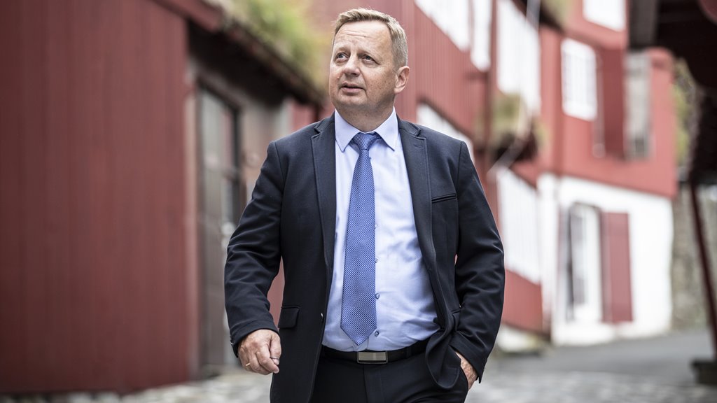 ALS-gjaldið lækkar og barsilspeningurin hækkar