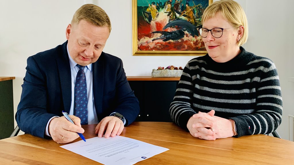 Stuðul til gransking í arbeiðsmarknaðarviðurskiftum