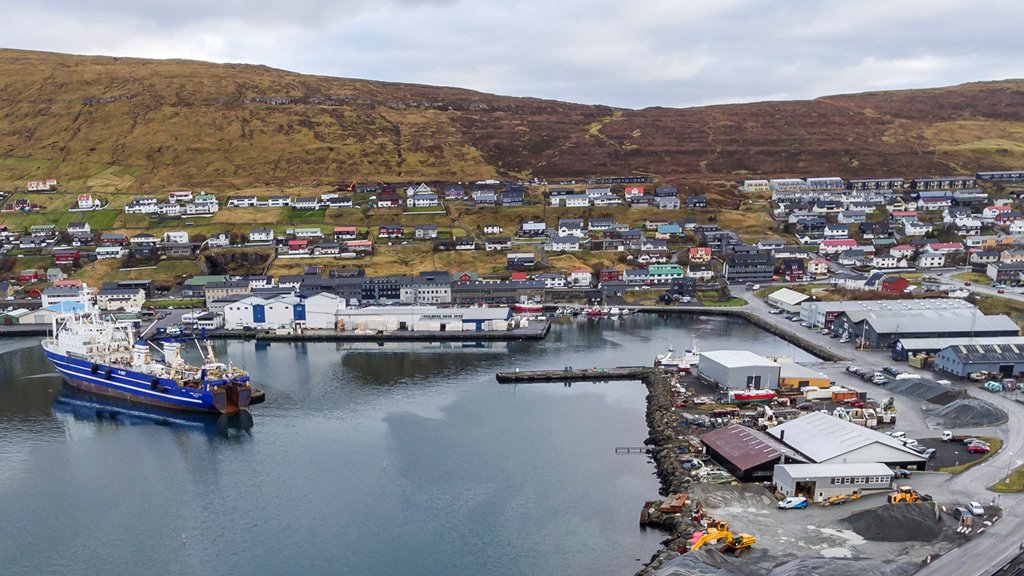 Dátueftirlitið flytir inn á Skálafjørðin