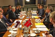 Danski uttanríkisráðharrin, Anders Samuelsen, vitjar Poul Michelsen, landsstýrismann í uttanríkis- og vinnumálum
